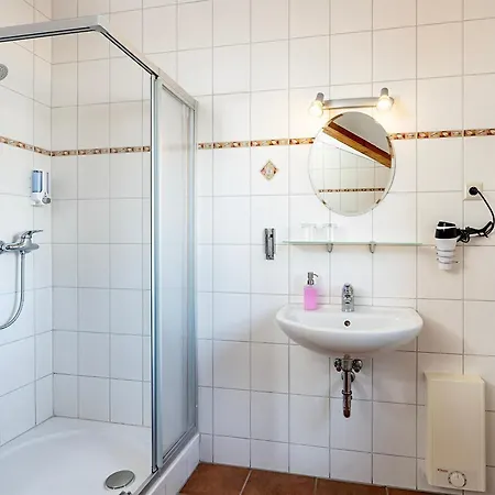 Sur La - Garni Vendégház 3*