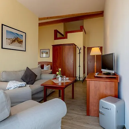 Gasthuis Sur La - Garni 3*